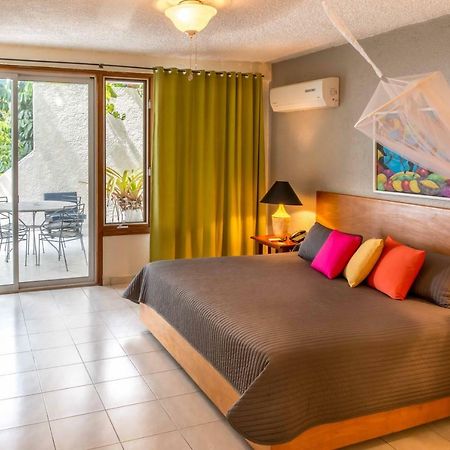 Hotel Montana Pétionville エクステリア 写真