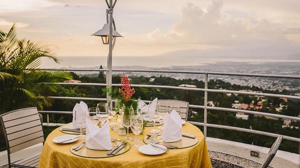 Hotel Montana Pétionville エクステリア 写真