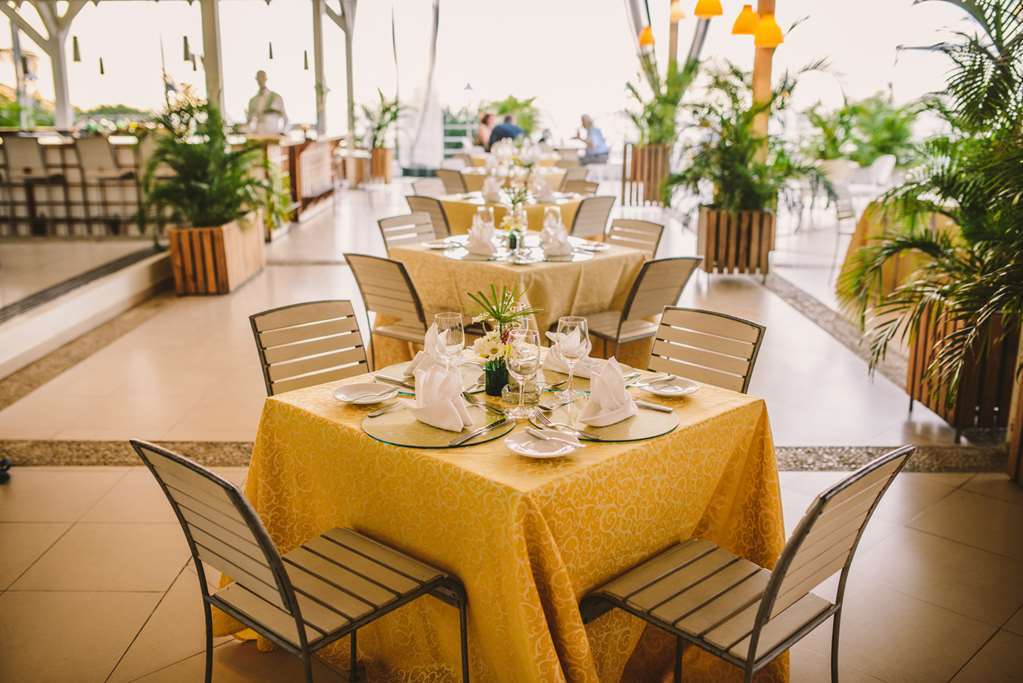 Hotel Montana Pétionville レストラン 写真