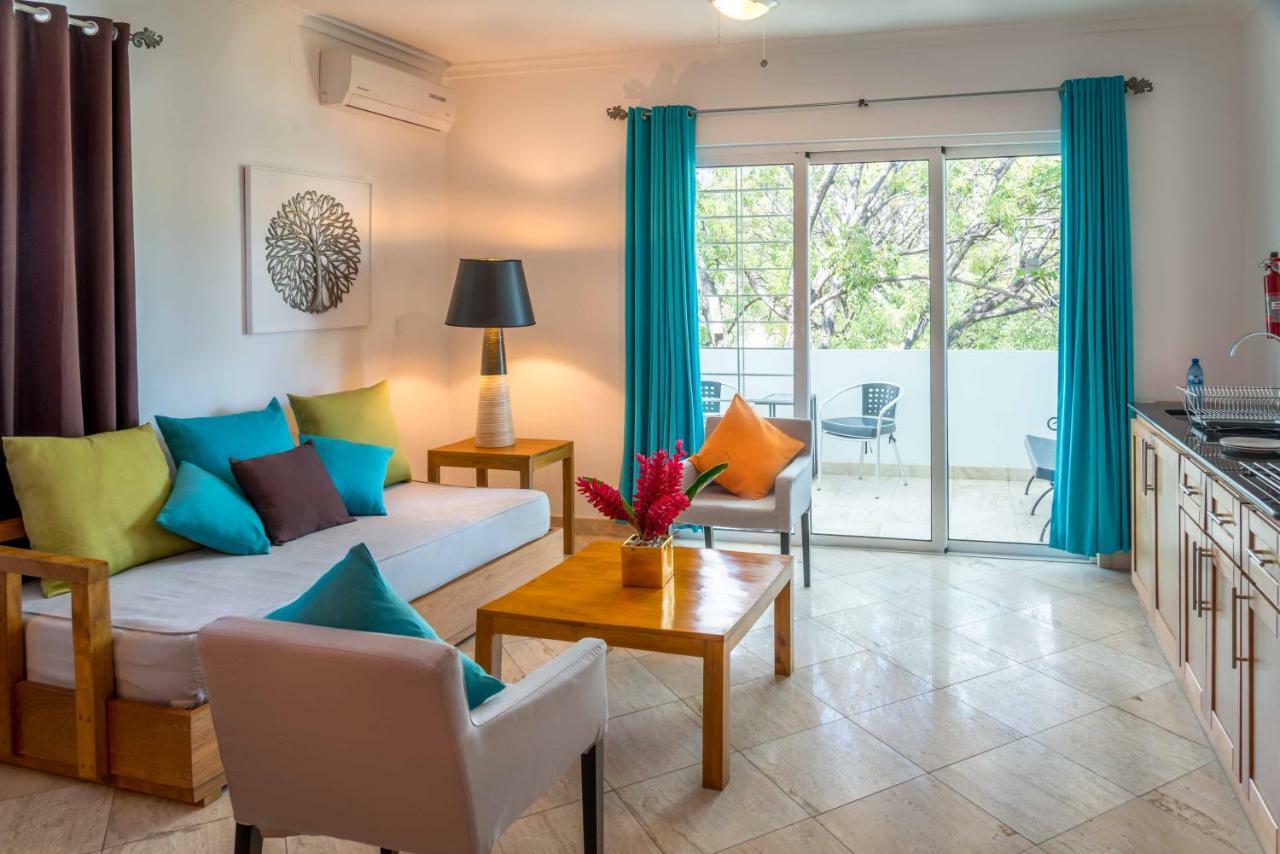 Hotel Montana Pétionville エクステリア 写真