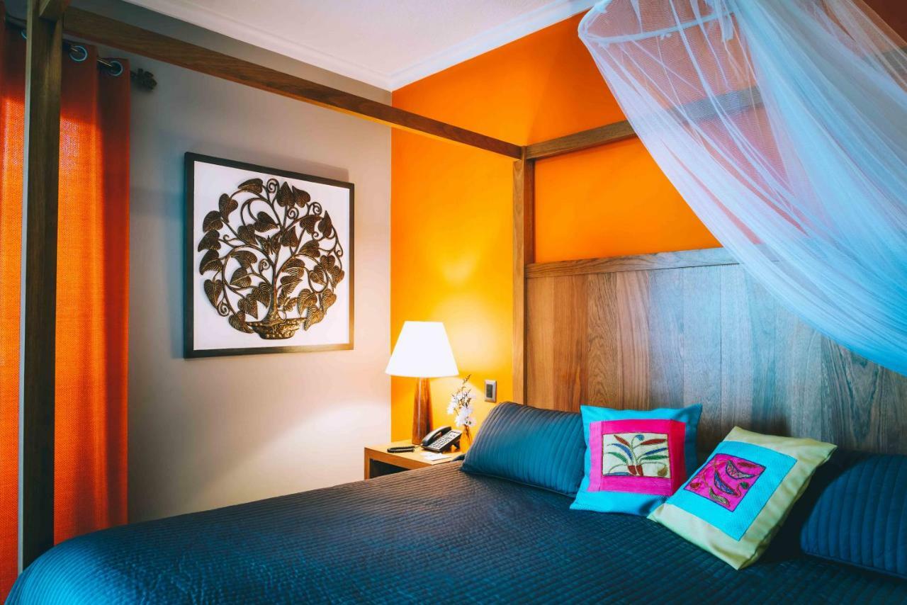 Hotel Montana Pétionville エクステリア 写真
